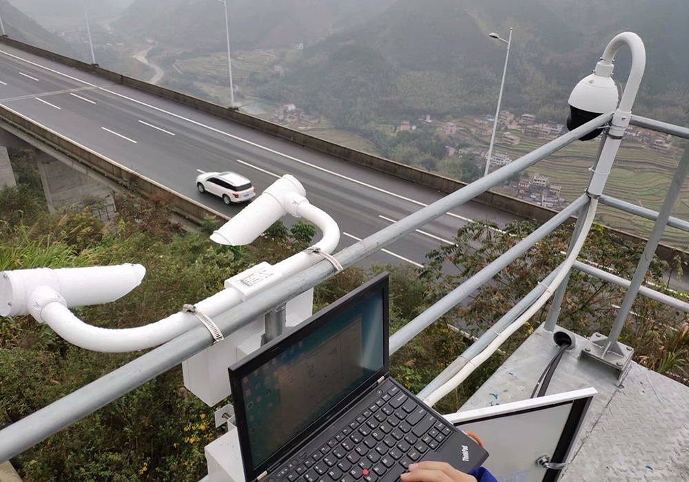 合肥高速公路添加密氣象環境監測站系統 以提高大霧團霧監測預警能力